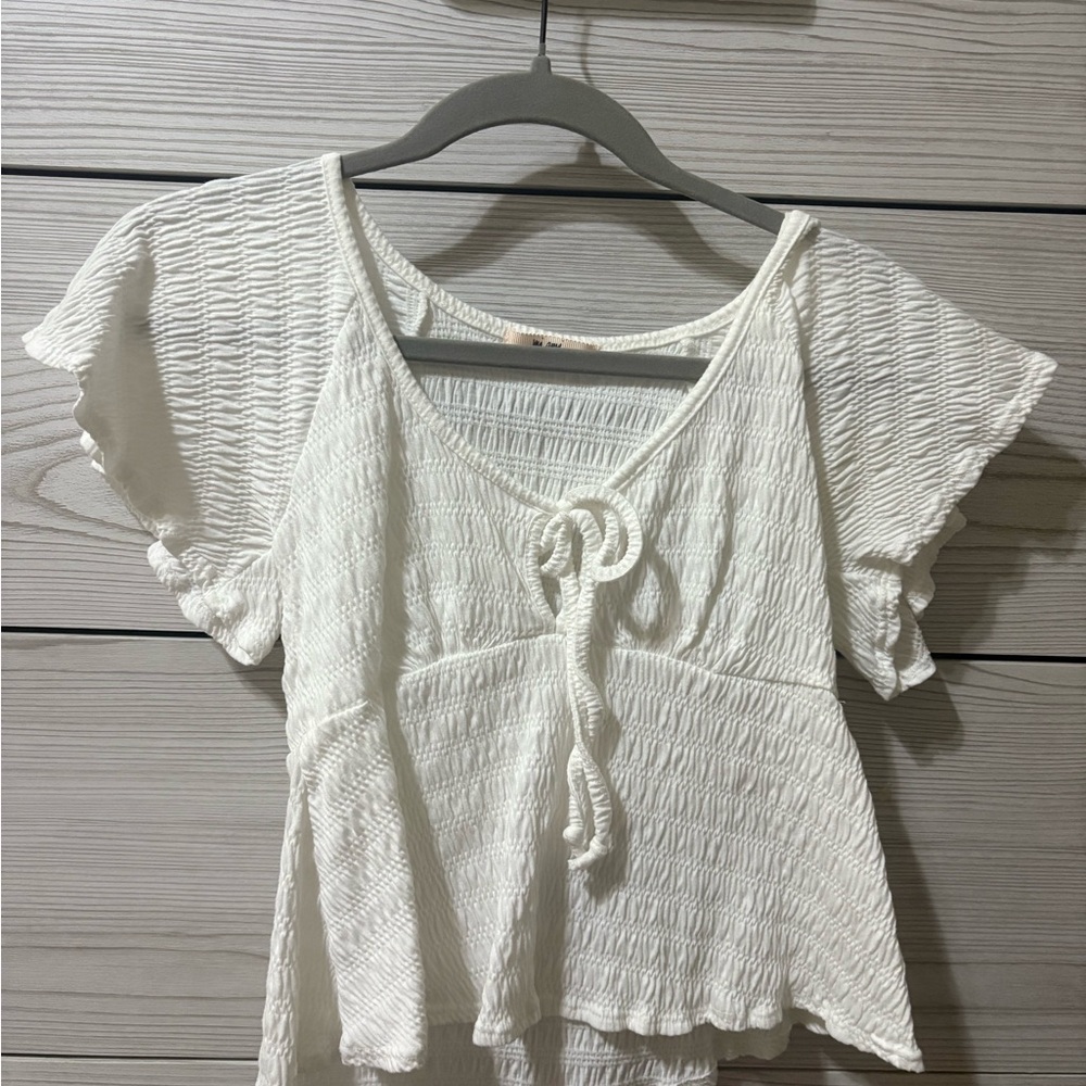 SOLD Francesca's White Flutter Sleeve Tie Front Blouse